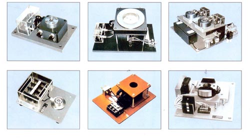 Magnetizing yoke and coil